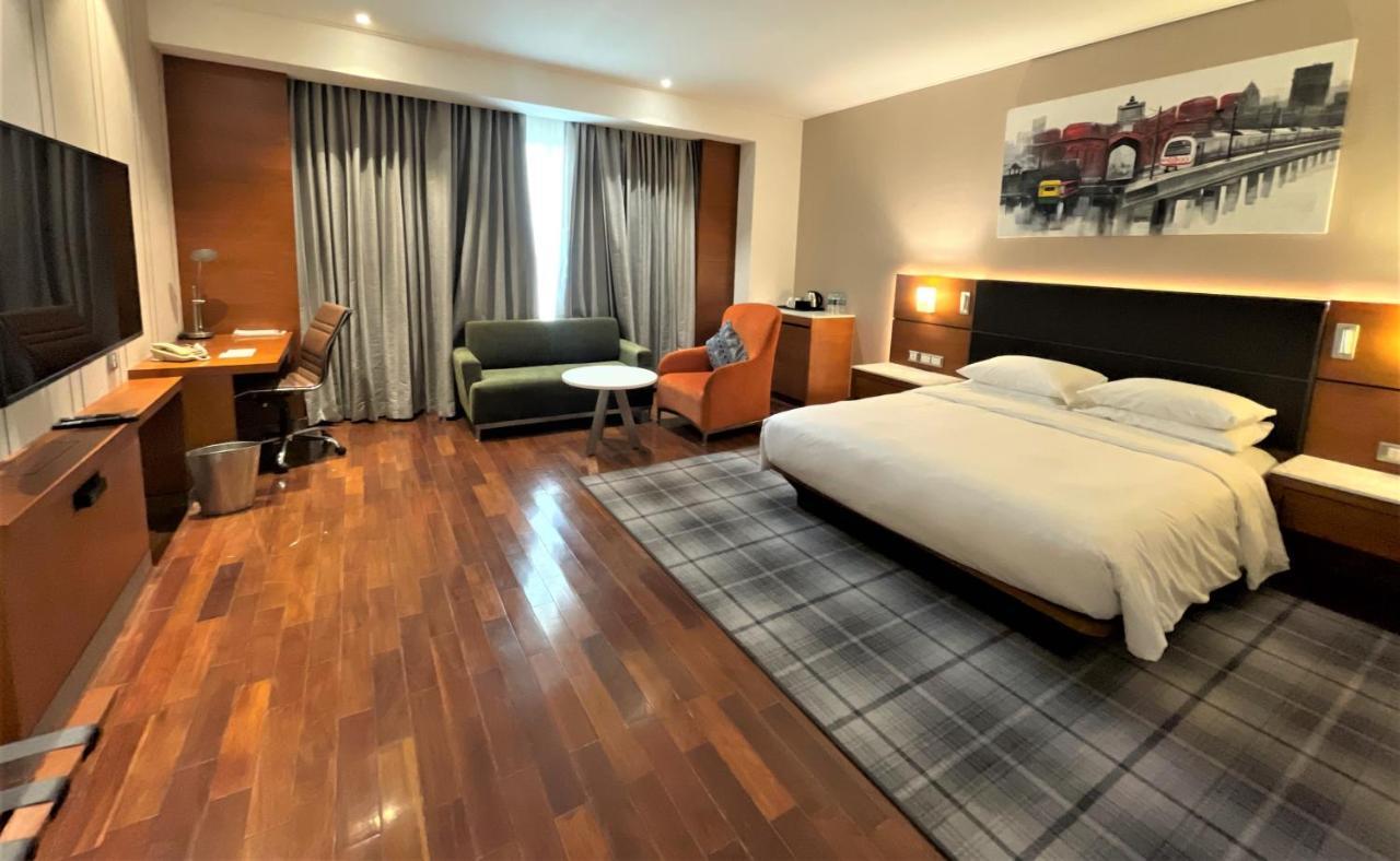 Hyatt Centric Janakpuri New Delhi Hotel Exterior foto A room at the hotel