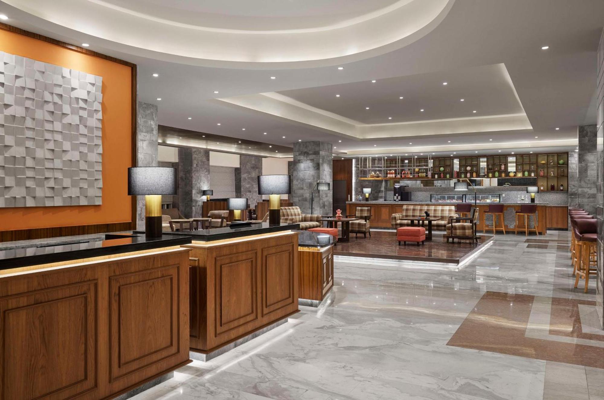 Hyatt Centric Janakpuri New Delhi Hotel Exterior foto Lobby